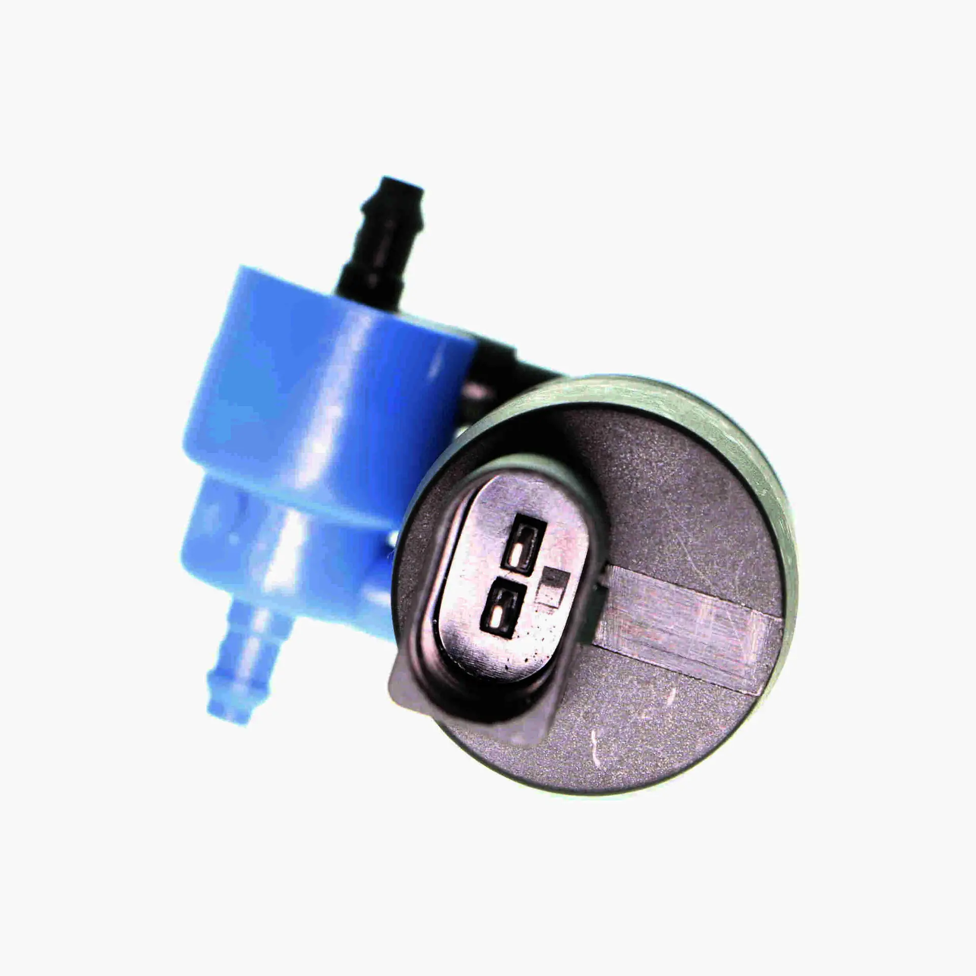VEMO Headlight Washer Pump thumbnail 2