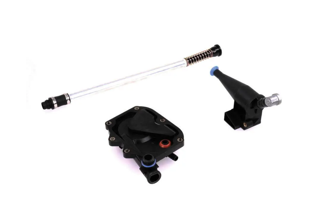 VAICO Engine Crankcase Breather Hose Kit