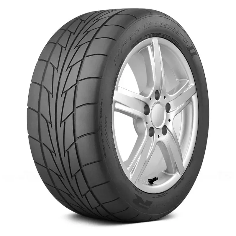 275/60R15 Nitto NT555RII 107W