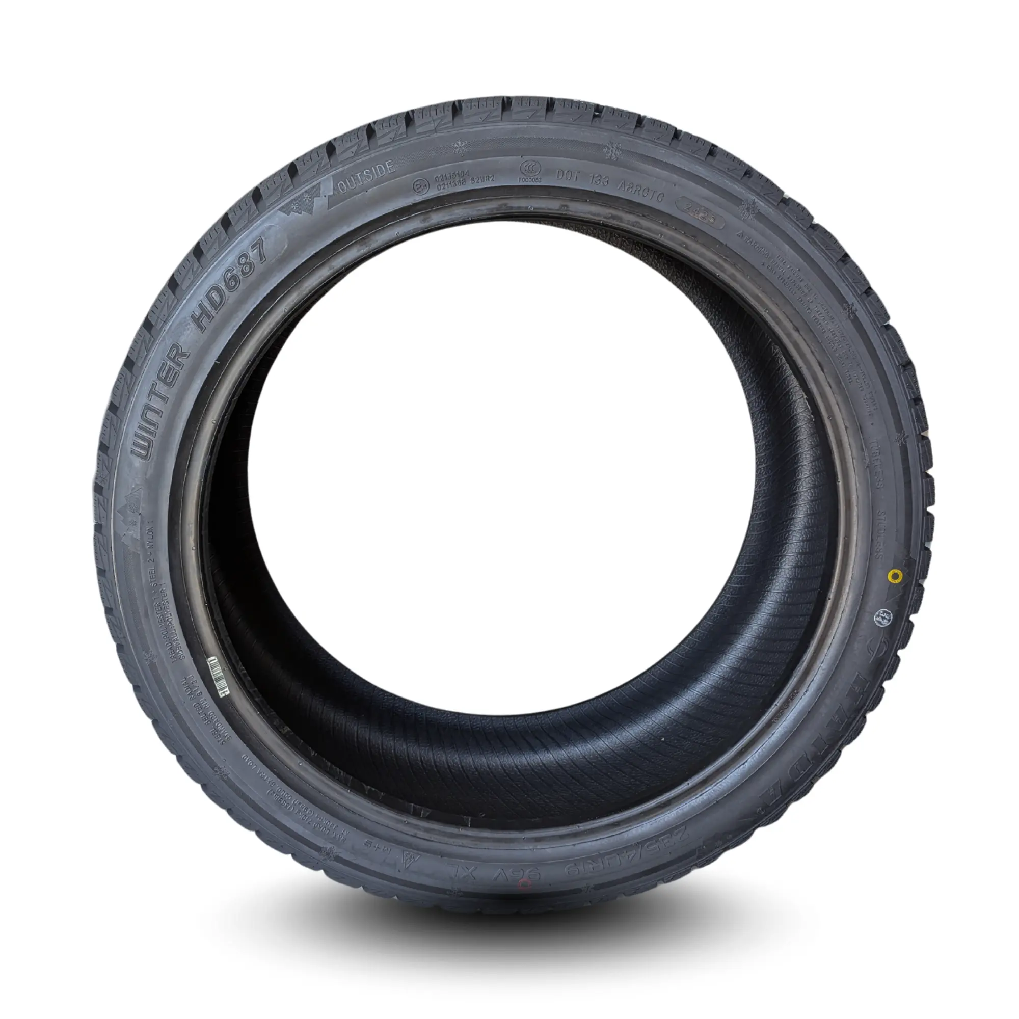 225/65R17XL Haida HD687 UHP Winter 106T thumbnail 3
