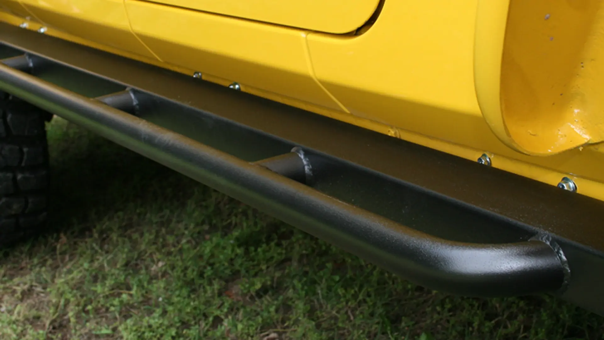 Enthuze Rock Crawler marchepieds latéraux 4 portes JK - image principale du produit